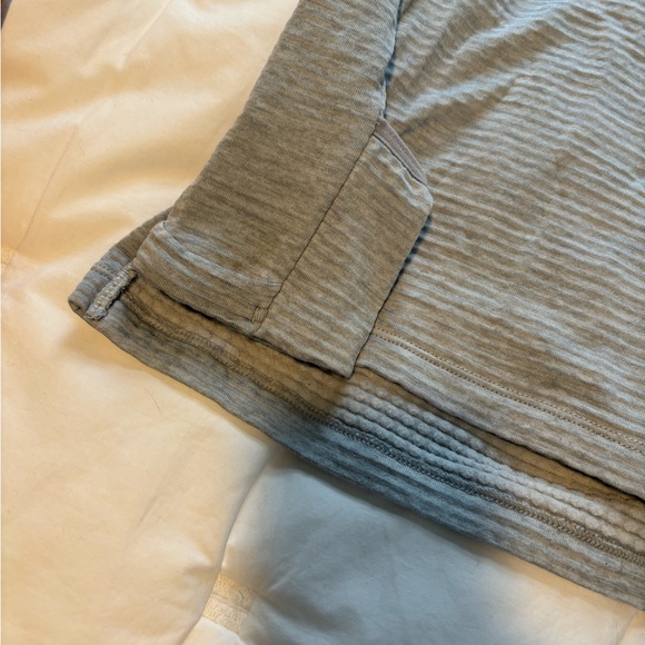 EUC Nike Running Pullover - Picture 6 of 9